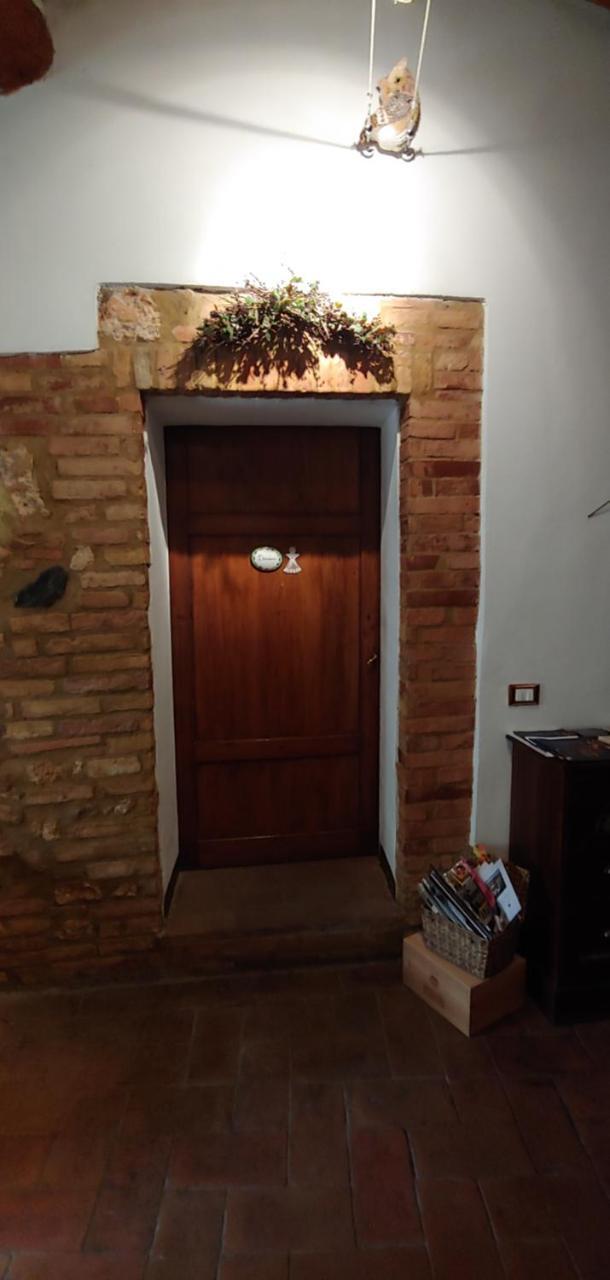 B&B Le Undici Lune Сан-Джиминьяно Экстерьер фото