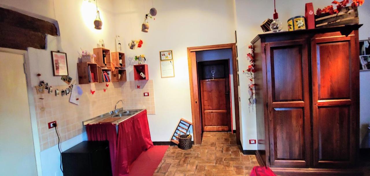 B&B Le Undici Lune Сан-Джиминьяно Экстерьер фото
