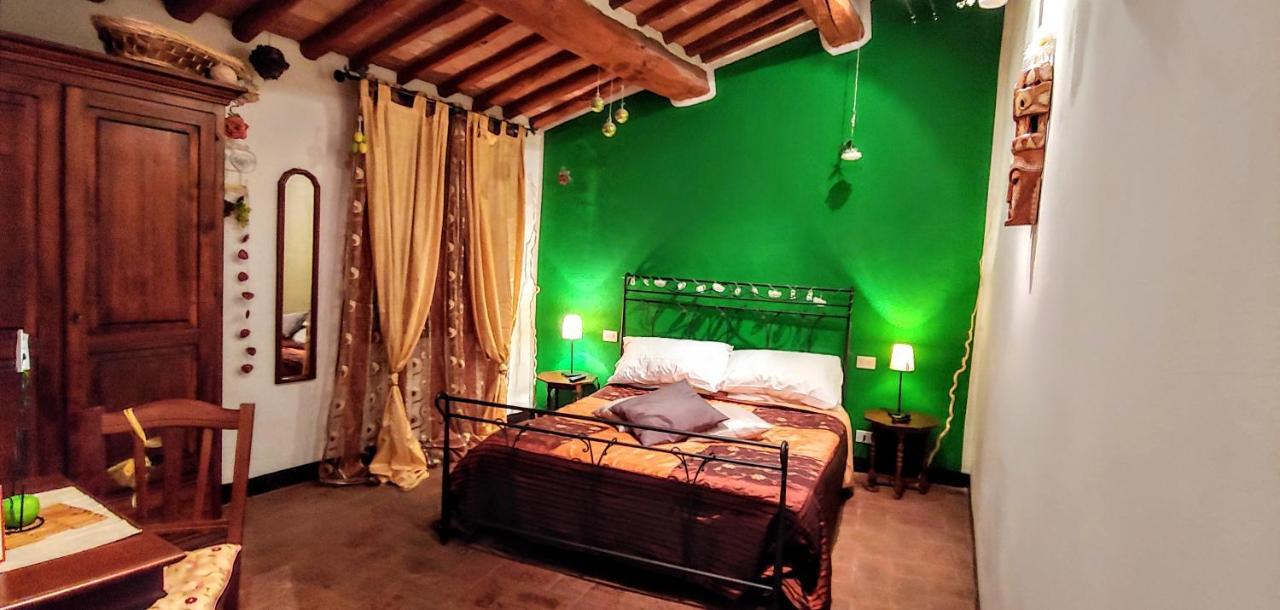 B&B Le Undici Lune Сан-Джиминьяно Экстерьер фото